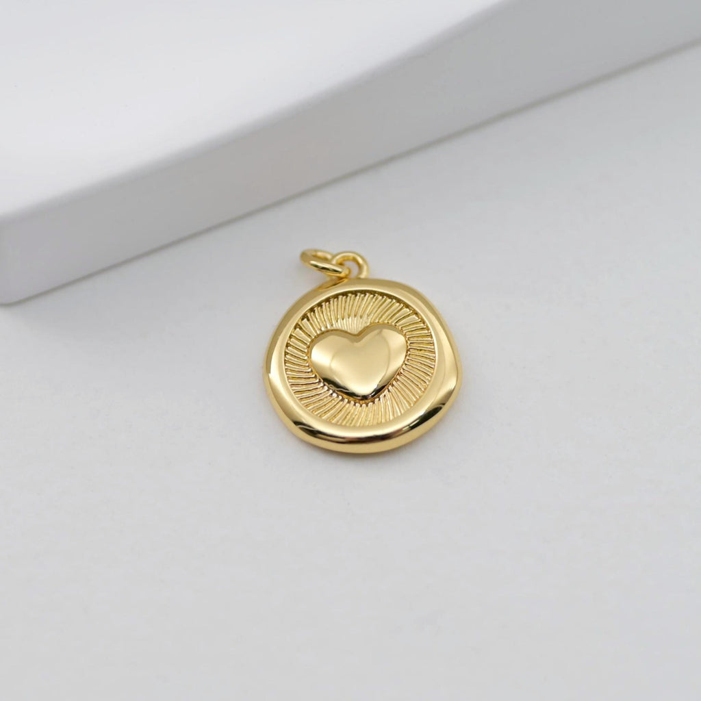 Round Heart Charms, 18K Gold Plated, Round Shape, Love Charms, Bracelet Necklace Making Pendants, Jewelry Findings S20824