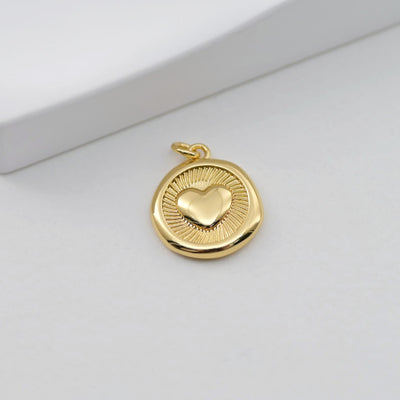 Round Heart Charms, 18K Gold Plated, Round Shape, Love Charms, Bracelet Necklace Making Pendants, Jewelry Findings S20824