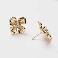 Load image into Gallery viewer, Flower Ear Post With Loop, S925 Silver Ear Pin Nickel Free Earrings, Gold/Silver Ear Stud, Hypoallergenic Earring Findings GZ272