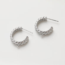 Cargar imagen en el visor de la galería, Pendientes de botón en forma de C, chapados en oro de 14 quilates y plata de ley 925, sin níquel, hipoalergénicos, JG044-D0360