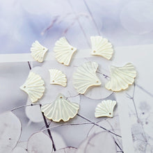 Load image into Gallery viewer, Leaf Shape Shell Pendant, Pearl Oyster Pendant, Shell Charm, Earring Making Findings, Jewelry Making Findings RY065