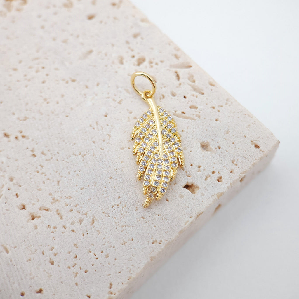 2PCS 22x8mm Cubic Leaf Charms, 18K Gold Leaf Pendants, Micro pave charms for Necklace Bracelet Earring, Jewelry Findings S730