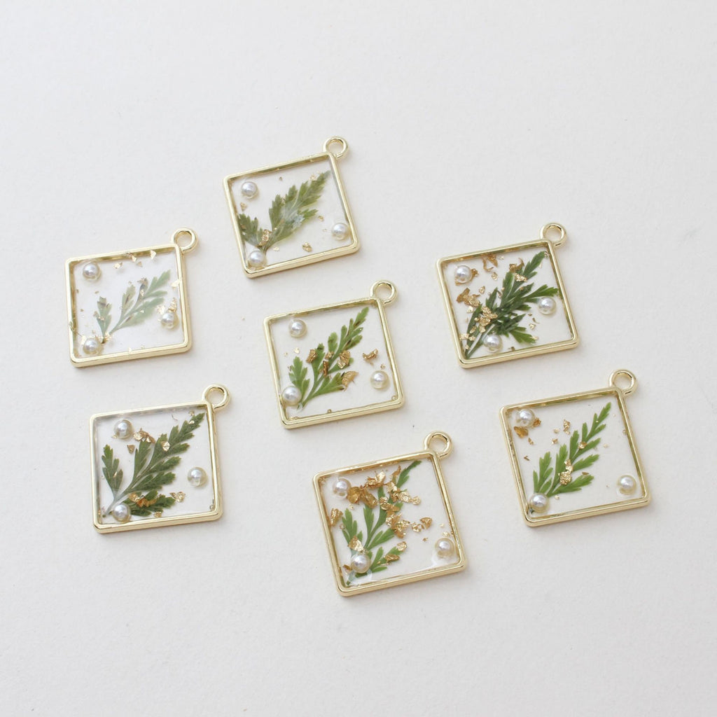 2 colgantes de hierba natural, lámina de oro, corazón, cuadrado, estilo nicho, chapado en oro de 18 quilates, GZ283