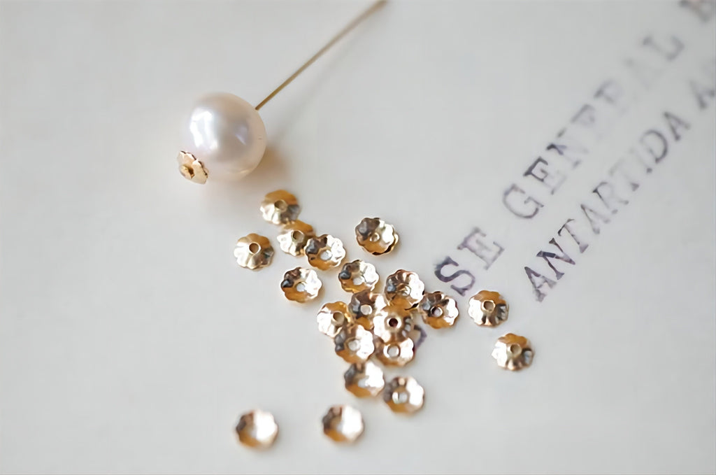 50pcs- 14K Gold Filled Bead Caps, Flower Bead Caps, 3mm,4mm,5mm,6mm, Flower Spacer Beads, USA, 1/20 GF Jewelry Making BL009