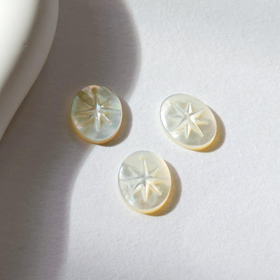 North Star White Mother-of-Pearl, MOP Shell Pendant, Engraved White Nacre, Shell Charm, Oval Shell Jewelry Making Findings RY034
