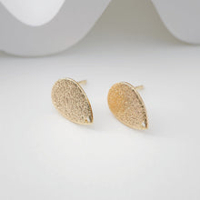 Load image into Gallery viewer, 10pcs 18K Gold Teardrop Post With Loop, Frosted Surface Earrings Stud Nickel Free, Hypoallergenic Earring Findings ZX183