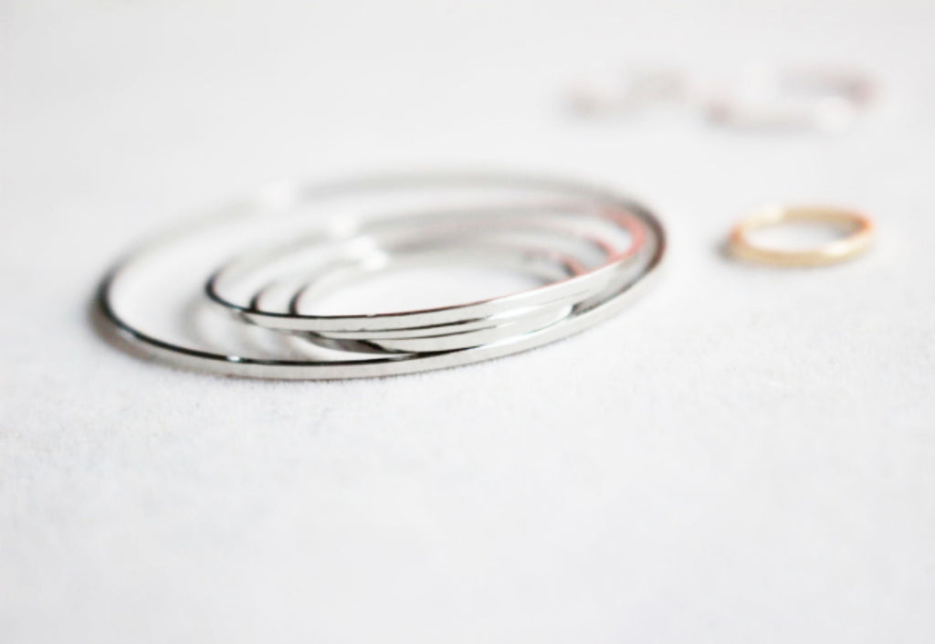 10pcs- 14K Gold Plated Circle Pendant , 8/15/20/25/30/40mm, Nickel Free Circle Charm, Connectors, DIY Jewelry Making Findings JY025