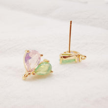 Cargar imagen en el visor de la galería, 10 pendientes de corazón cúbico, delicados pendientes de botón de latón chapado en oro de 14 quilates con aro, pasador de plata S925, pasador de oreja, accesorio para pendientes Z057