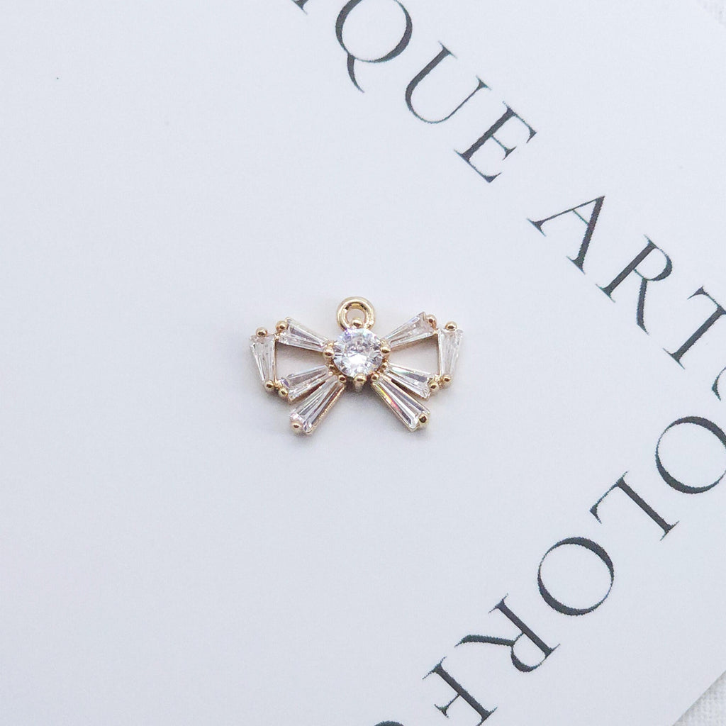 CZ Pave Bow Tie Charm, Cubic Zircon Crystal Bow Tie Pendant, Bracelet Necklace Pendant, Gold Plated Charm, Jewelry Findings ZR013-F168