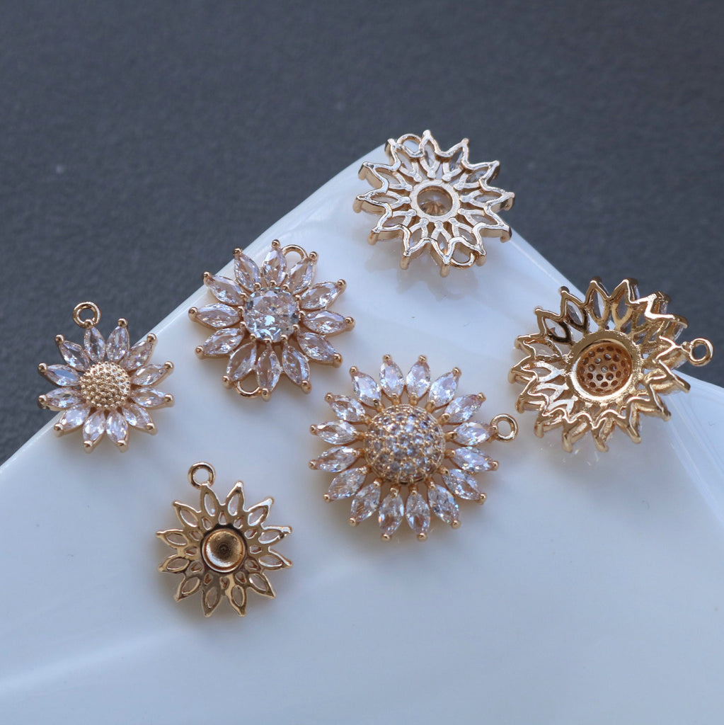 Sun Flower Charm, Cubic Zircon Crystal Flower Pendant, CZ Earring Charms,  Gold Plated Brass Earring Charms, Jewelry Findings HL013-F218