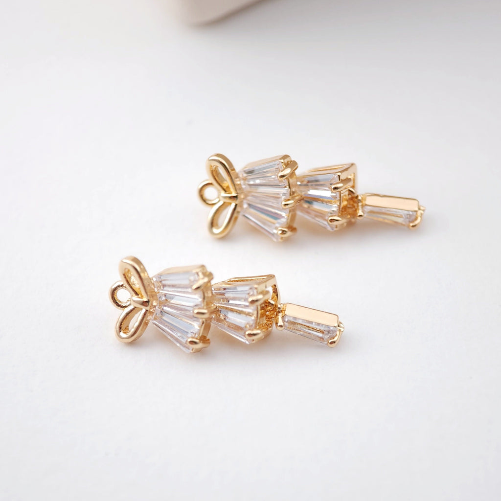 CZ Pave Leaf Charm, Stackable Butterfly, Cubic Pendant, Earring Connectors, Real Gold Plated Brass Earring Charms, Jewelry Findings D0056