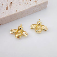Load image into Gallery viewer, Gold Bee Charm, 18K Gold Plated Bee Pendant, Animal Charm, 12x13mm, Necklace Jewelry Finding S20671