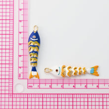 Cargar imagen en el visor de la galería, Dijes de pez esmaltado, dijes de vida marina, dijes de pez chapados en oro de 18 quilates, para hacer pulseras y aretes, accesorios de joyería S1460
