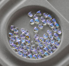 Load image into Gallery viewer, 10pcs Heart Glaze Beads, 7mm, Aurora, Glaze Loose Beads for Jewelry Making, Bracelet DIY Beads Finding GZ089