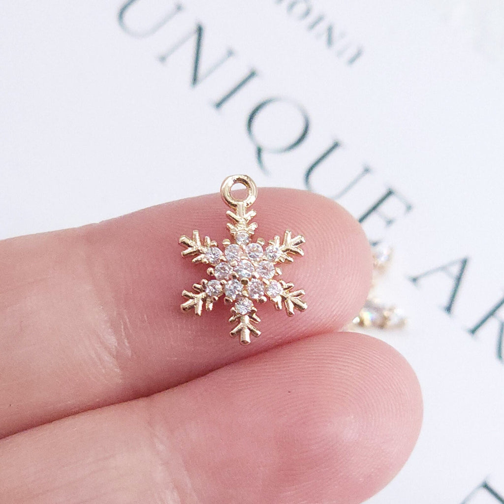 Snowflake Charm, Cubic Zircon Crystal Snowflake Pendant, CZ Earring Charms,  Gold Plated Brass Earring Charms, Jewelry Findings ZR018-F171