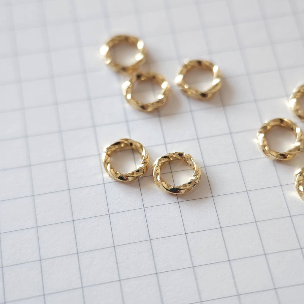 20PCS Thick Open Jump Ring, 18K Shiny Gold Plated Jump Ring Connectors 7mm for Jewelry Making Supply S734