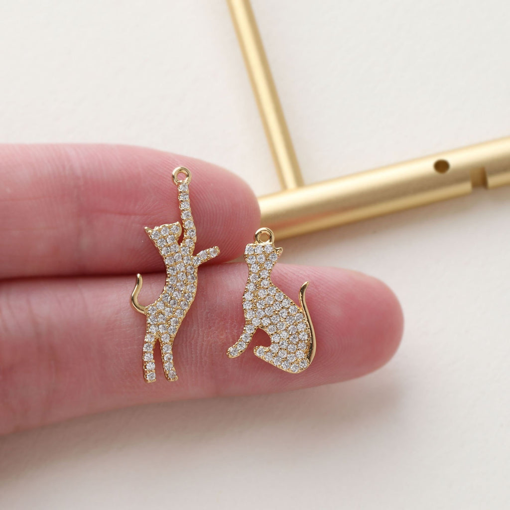 Dainty Cute Kitty Charm, CZ Pave Cat Pendant, 18K Gold Plated, Necklace Pendant Findings GZ410