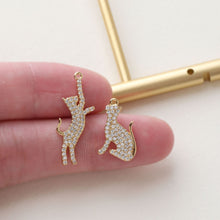 Load image into Gallery viewer, Dainty Cute Kitty Charm, CZ Pave Cat Pendant, 18K Gold Plated, Necklace Pendant Findings GZ410