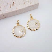 Load image into Gallery viewer, Enamel Carrot Charm, Carrot Pendant, 18K Gold Plated Pendant, Silver, Necklace Making Charm, Jewelry Findings S20263