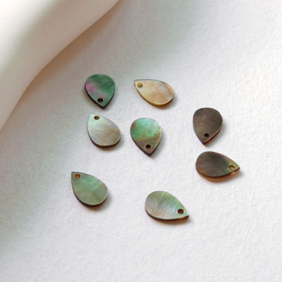 Drop Black Mother-of-Pearl, MOP Shell Pendant, Engraved Black Nacre, Shell Charm, Shell Jewelry Making Findings RY047