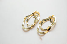 Load image into Gallery viewer, Irregular Drop Triple Ring Pendant, 14K Shiny Gold/Silver Plated Drop Openwork Pendant 5x24mm for Jewelry Making Supply JH018