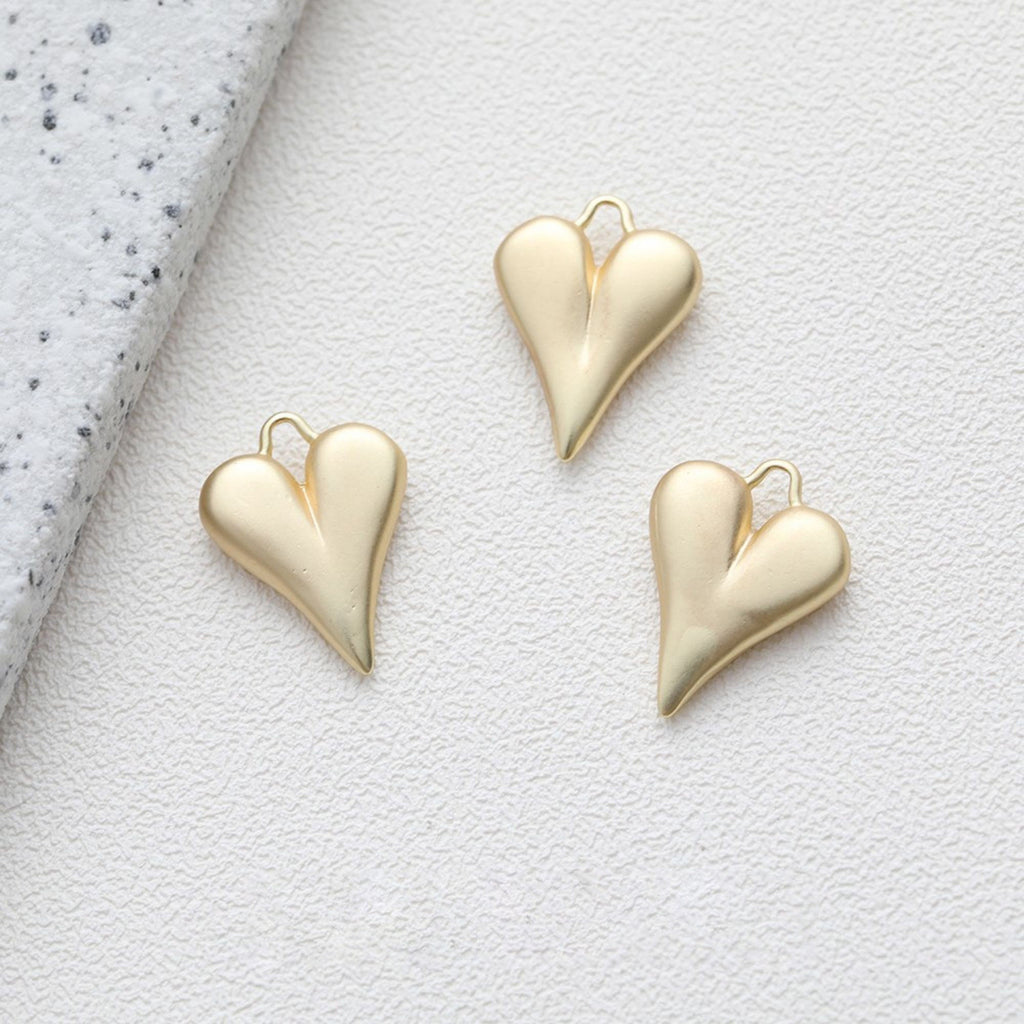 Gold Heart Charms, 18K Gold, Matte Gold, Silver Plated, Love Pendant, Necklace Making Pendants, Jewelry Findings GZ211