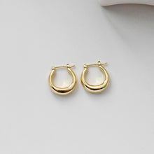 Load image into Gallery viewer, Gold U Shape Ear Hoops, 18K Gold/Silver Plated Leverback Earrings, Huggie Hoops Earring Findings D0347