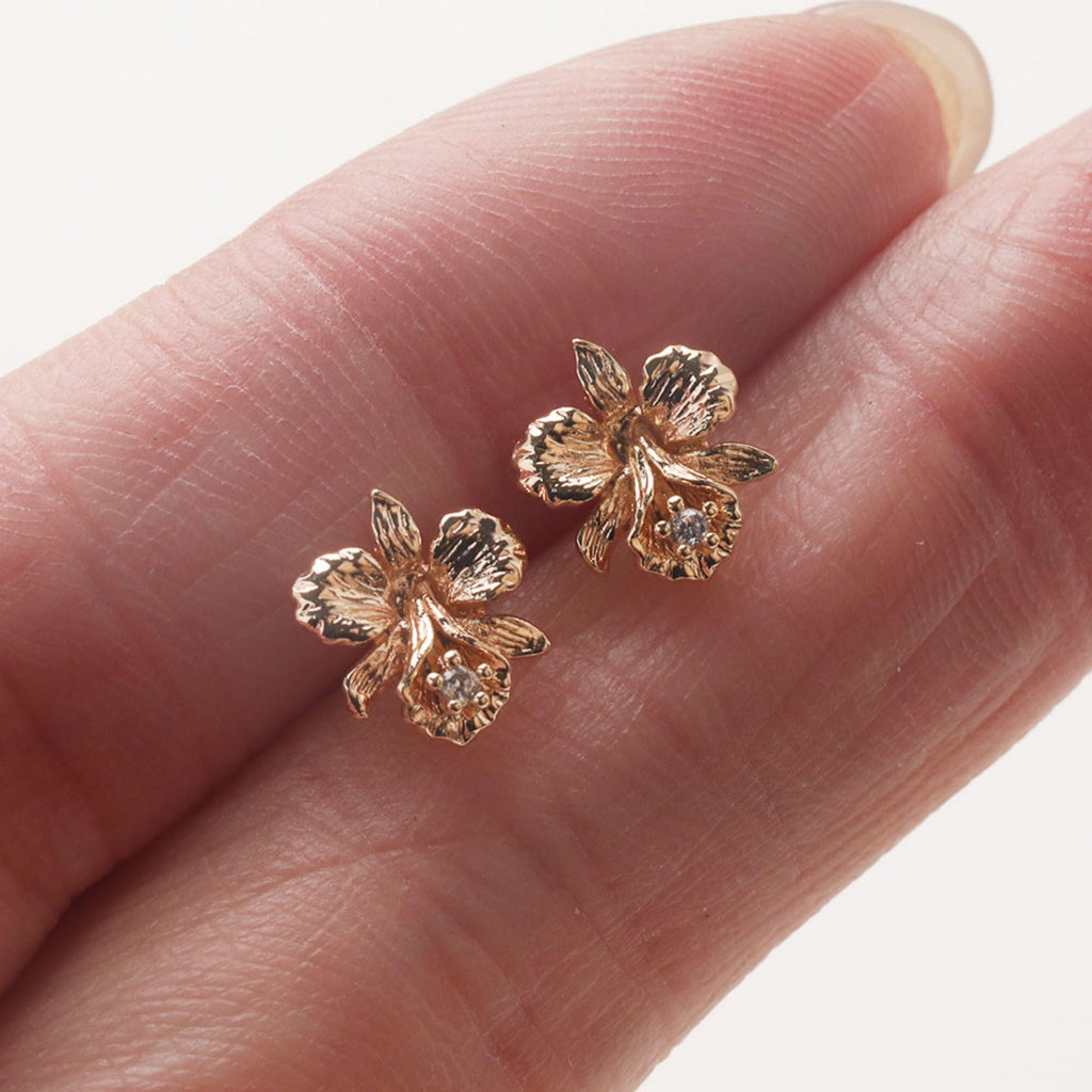 Cubic Zirconia Flower Post Earrings, Gold Plated Earring Post with Loop, Hypoallergenic, Handmade Earring Finding,DIY Earring Supplies GZ766