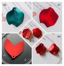 Load image into Gallery viewer, 10pcs Cute Petals Flower Pendant, Resin Pendant for Jewelry Making, DIY Beads Finding MY108