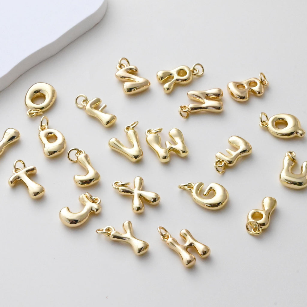 Dije de letra del alfabeto, inicial chapada en oro brillante de 18 quilates, personalizado y minimalista para hacer collares y pulseras S1395