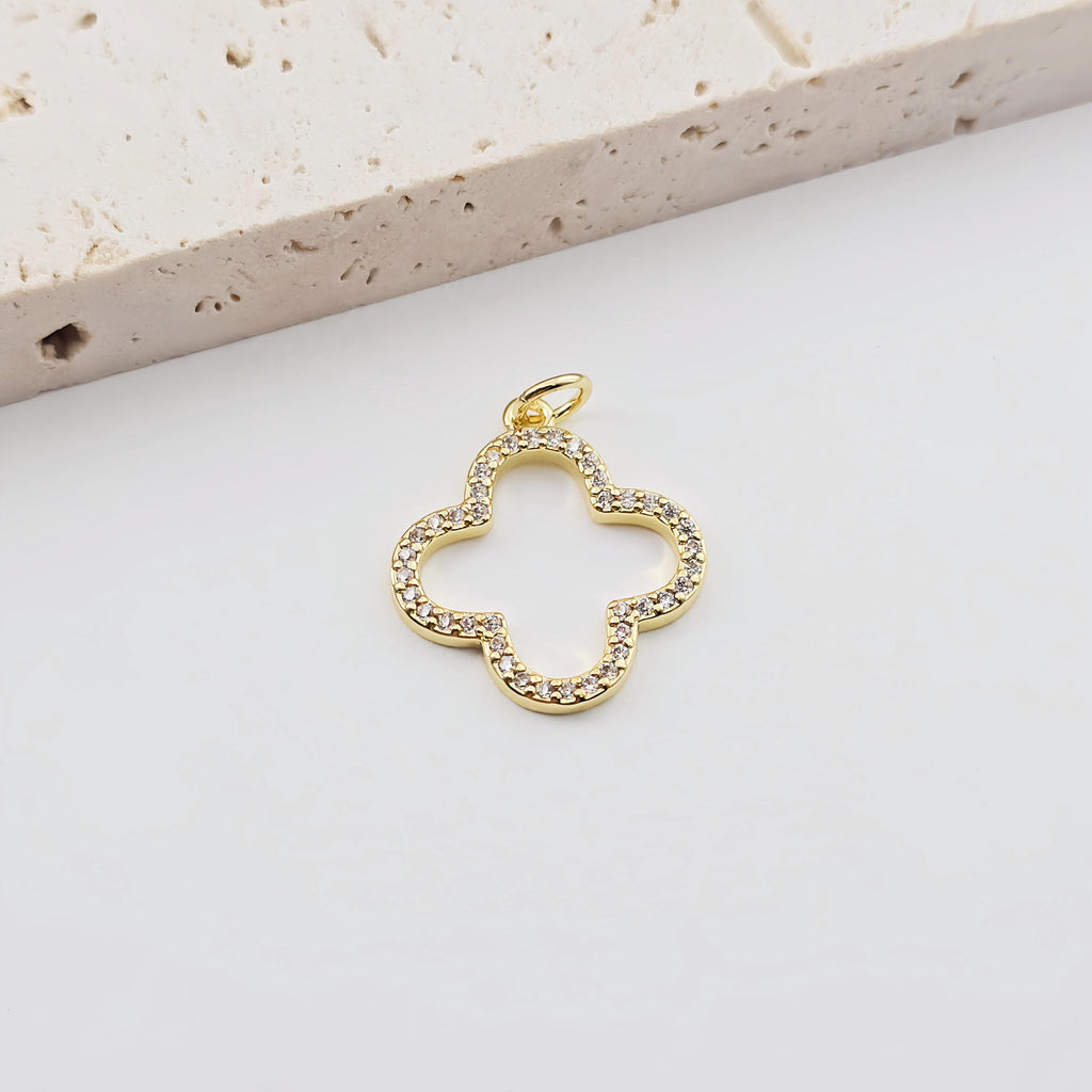 Four Leaf Clover Pendant, CZ Pave Charm, 18K Gold Plated, Necklace Jewelry Finding S1277