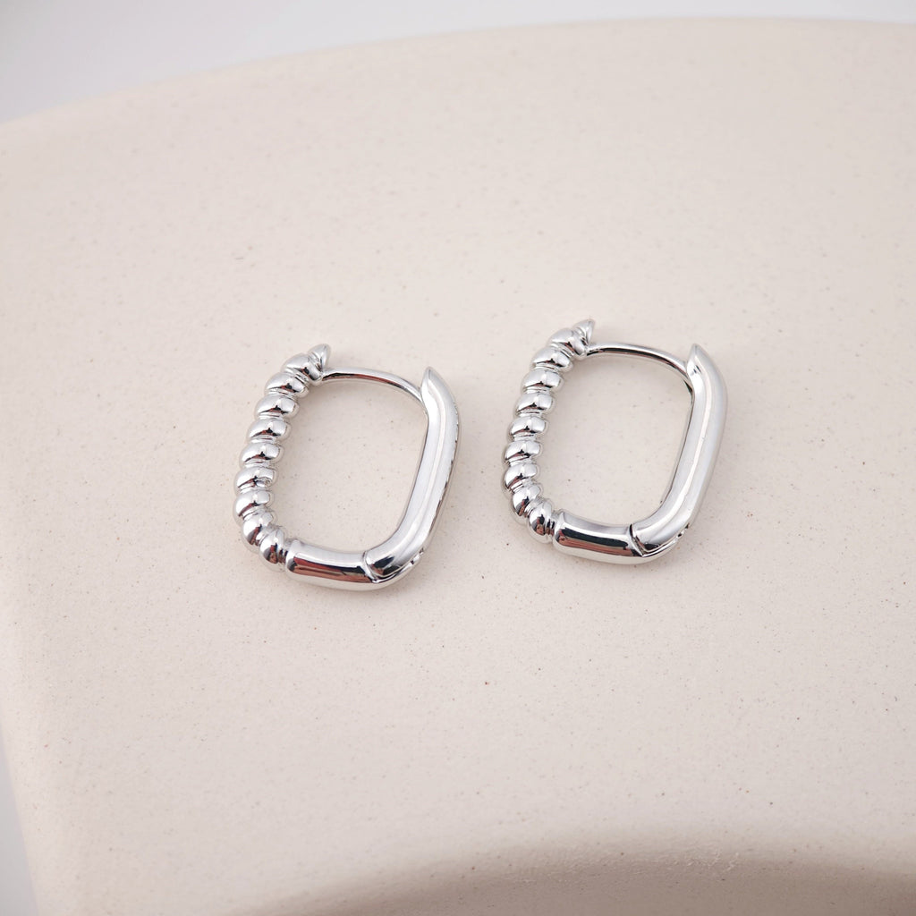 U Shape Earring Hoop, Hammered Huggie Hoops Earring Finding, Ear Hoops, 15.4*13mm, hoop earrings D0116