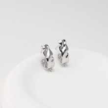 تحميل الصورة إلى عارض المعرض، أقراط مطوية على شكل حرف U مع حلقة، مطلية بالذهب عيار 18 قيراطًا، خالية من النيكل، دبوس من الفضة الاسترلينية S925، أقراط أذن مضادة للحساسية D0458