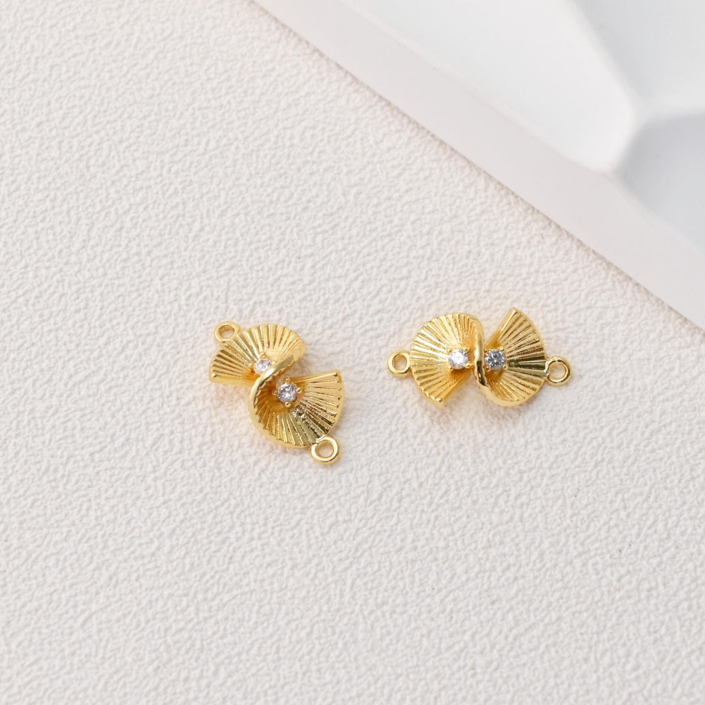 Dije de circonita cúbica en forma de abanico, conector en forma de abanico, chapado en oro de 18 quilates, para collares y pendientes, accesorios de joyería D0496