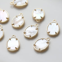 Load image into Gallery viewer, Tulips Oval Shell Pendant, 14K Gold/Silver, Oval Charm, Real Gold Plated, Jewelry Making Findings GZ507