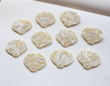 Load image into Gallery viewer, 10PCS Faux shell pendant, Acetic Acid, Acetate Sheel Pendant, Earring Finding GZ285