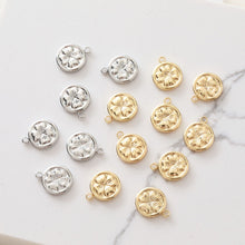 Load image into Gallery viewer, Gold Four-leaf Clover Flower Charm with loops, Bracelet Necklace Making, Gold Plated Jewelry Findings JG050