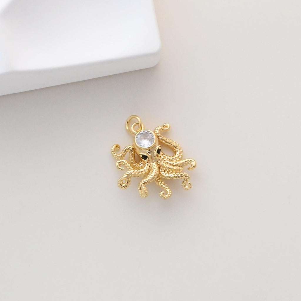 Colgante de cangrejo, colgante de pulpo, colgante de langosta, dije de vida marina en oro, latón chapado en oro de 18 quilates, pavé de circonitas, accesorios de joyería S1316