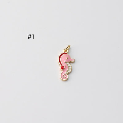 Colgante de delfín/caballito de mar, dijes de vida marina esmaltados, chapados en oro de 18 quilates, para hacer pulseras y collares, accesorios de joyería S1410