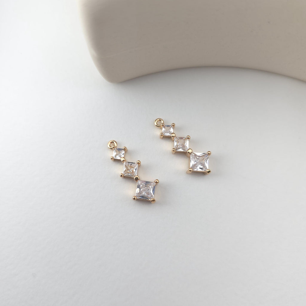 2pcs CZ Pave Rhombus Pendant, Cubic Pendant, Real Gold Plated Brass Earring Charms, Jewelry Findings D0228