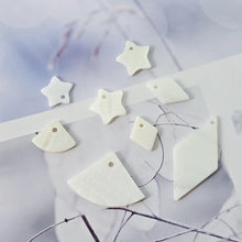Load image into Gallery viewer, 10pcs MOP Shell Pendant, Geometric Shell Pendant, Star, Scallop, Rhombus Pendant White Nacre, Mother of Pearl Jewelry Making Findings RY062