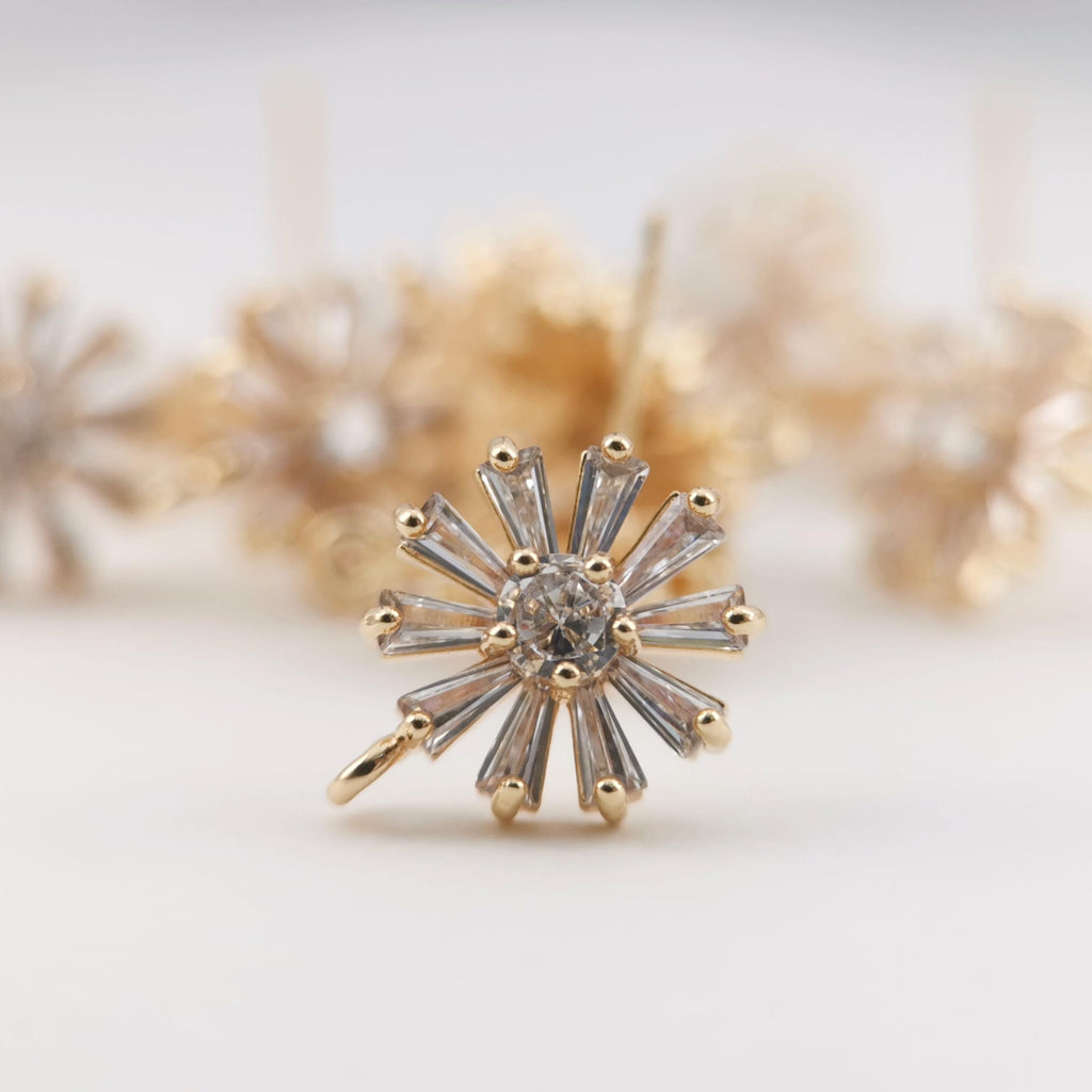 4 pendientes de circonita cúbica, pendientes de botón de latón chapado en oro auténtico con aro, pasador de plata S925, pendiente de flor, accesorio para pendientes Z012