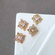 Load image into Gallery viewer, 10pcs Flower Connector, Cubic Zircon Crystal Pendant, Bracelet Necklace Pendant, 14K Real Gold Plated, Jewelry Findings HL110-F008