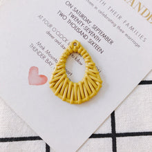 تحميل الصورة إلى عارض المعرض، 10 قطع من قلادة على شكل قطرة، قلادة من الراتنج لصنع المجوهرات، العثور على الخرز بنفسك MY020