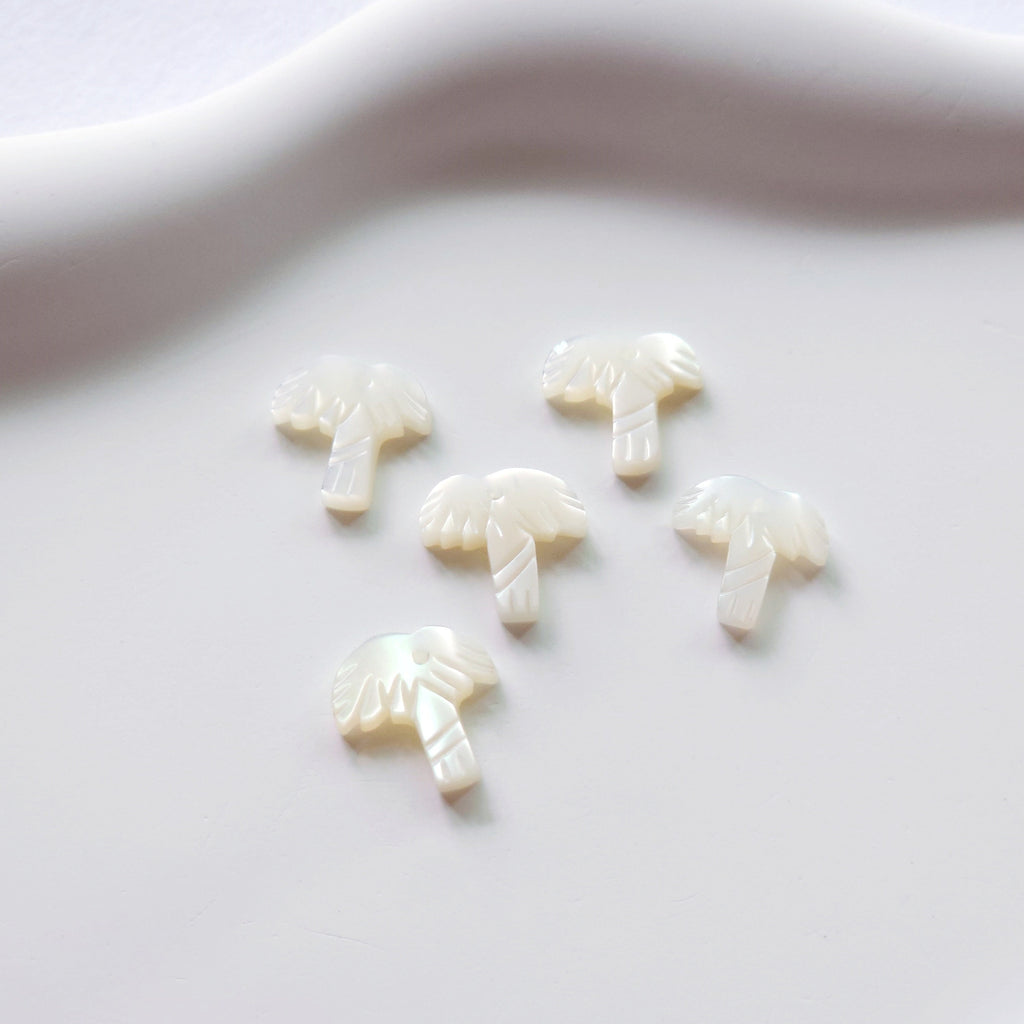 Cocos Shape White Mother-of-Pearl, MOP Shell Pendant, Carved White Nacre, Shell Charm, Mother of Pearl Jewelry Making Findings RY010