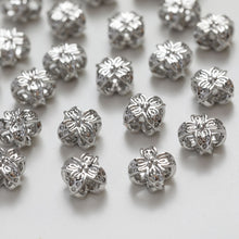 Cargar imagen en el visor de la galería, Cuentas espaciadoras de flores, chapadas en oro de 14 quilates, cuentas de flores 3D, delicadas cuentas para hacer aretes, accesorio de joyería GZ251