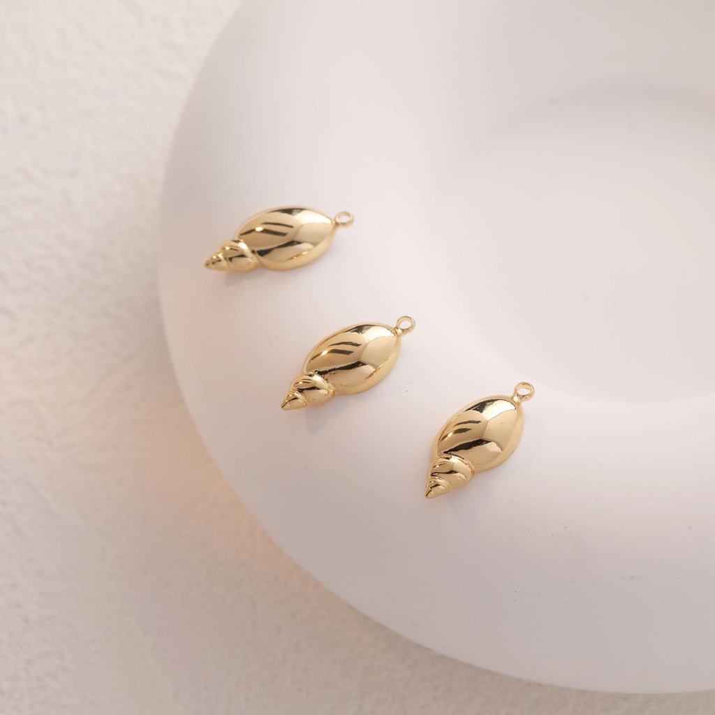 Conch-shaped Earrings Post With Loop, 18K Gold Plated, Nickel Free, Ear Stud Hypoallergenic Earring Findings GZ780
