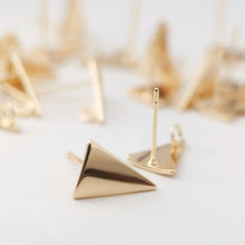 Load image into Gallery viewer, 10pcs Gold Triangle Earring Post With Loop, Nickel Free Earrings, Ear Stud Loop, Hypoallergenic Earring Findings Z054