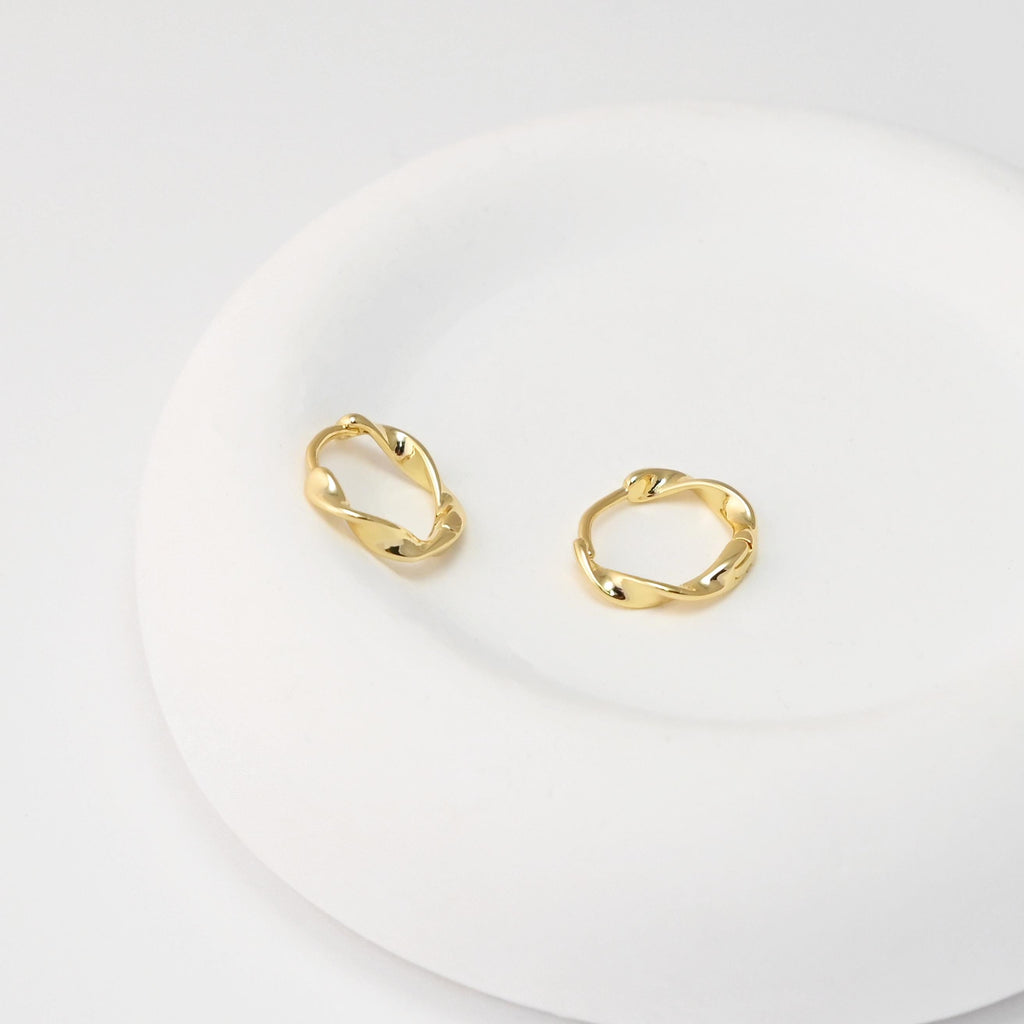 Twisted Earring Hoops, Gold Plated Huggie Hoop Earring, Leverback Earring, DIY Earring  Findings, Handmade Earring Supplies D0520