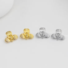 Load image into Gallery viewer, Flower Earring Post, 18K Real Gold Plated Brass Stud Earring With Loop, s925 silver pin, Nickel Free, Earring Finding D0444